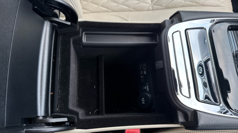 Jaguar XJ 3.0d V6 Portfolio 4dr Auto Diesel Saloon